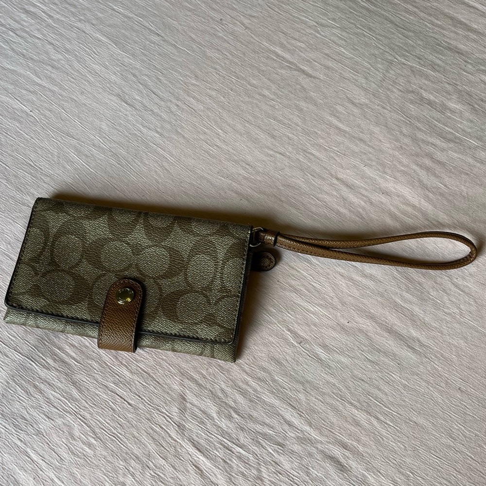 Coach Wristlet Brown Leather